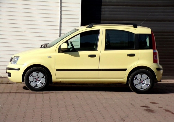 Fiat Panda cena 12900 przebieg: 148000, rok produkcji 2011 z Narol małe 379